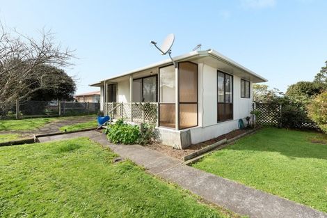 Photo of property in 5 Greenpark Way, Greerton, Tauranga, 3112