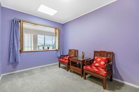 Photo of property in 102 Sartors Avenue, Browns Bay, Auckland, 0630