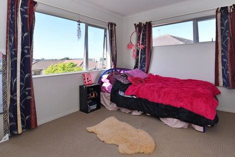 Photo of property in 52 Belfry Place, Wattle Downs, Auckland, 2103