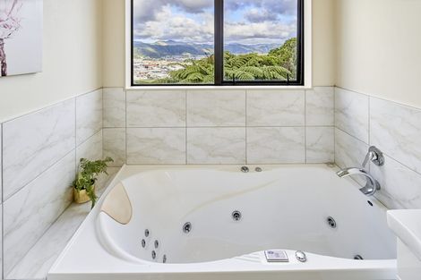 Photo of property in 15 Swain Grove, Riverstone Terraces, Upper Hutt, 5018