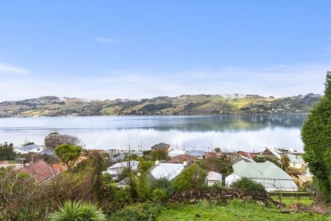 Photo of property in 25 Adderley Terrace, Ravensbourne, Dunedin, 9022