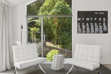 Photo of property in 45 Burma Road, Khandallah, Wellington, 6035