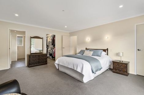 Photo of property in 103 Stratton Street, Normandale, Lower Hutt, 5010