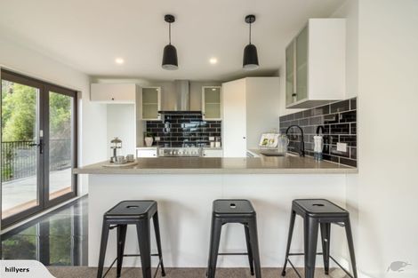 Photo of property in 122 Mccormacks Bay Road, Redcliffs, Christchurch, 8081