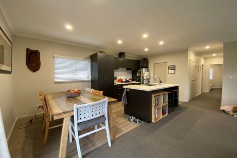 Photo of property in 8 Manatu Lane, Inglewood, 4330