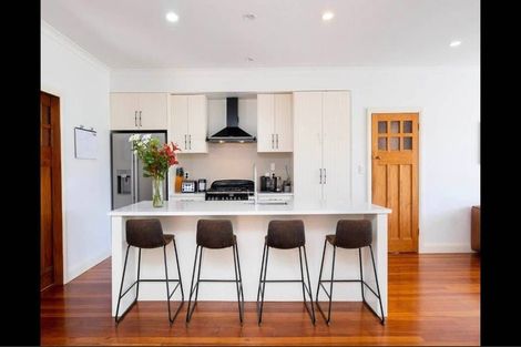 Photo of property in 1a Finnis Lane, Hospital Hill, Napier, 4110