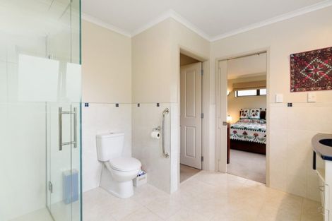 Photo of property in 13 Dowman Place, Te Puke, 3119