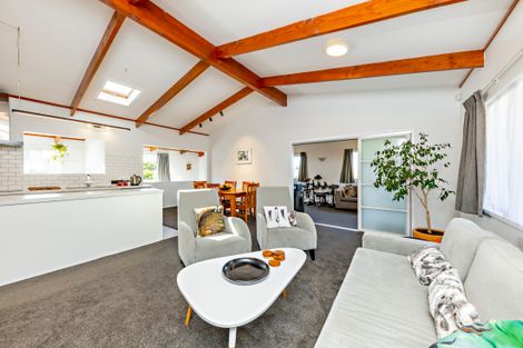 Photo of property in 8a Commissariat Road, Mount Wellington, Auckland, 1060