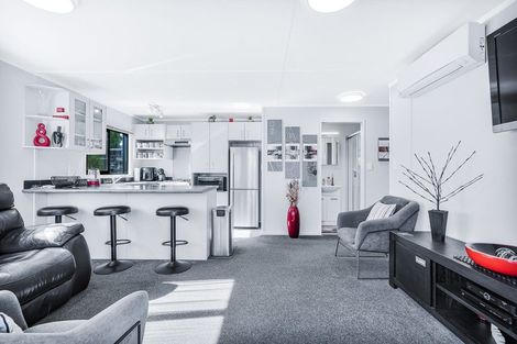 Photo of property in 145 Whatawhata Road, Dinsdale, Hamilton, 3204