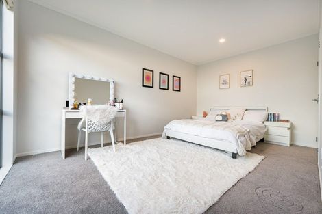 Photo of property in 4 Ilam Lane, Fairview Heights, Auckland, 0632