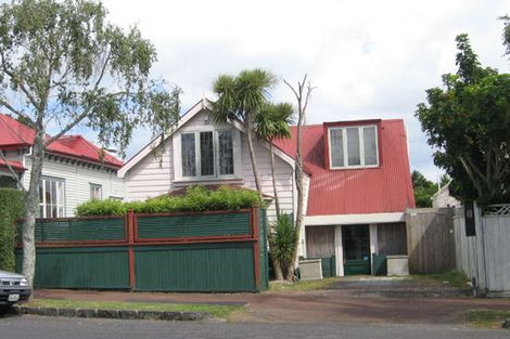 Photo of property in 40 St Marys Road, Saint Marys Bay, Auckland, 1011