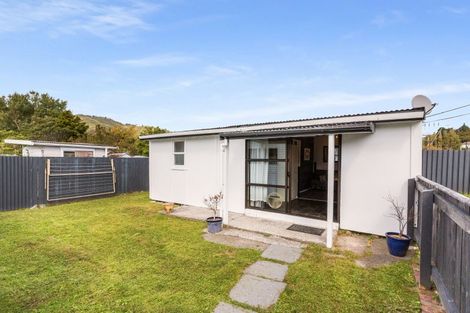 Photo of property in 188 Wellington Road, Wainuiomata, Lower Hutt, 5014