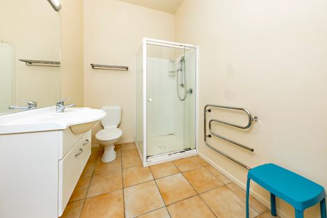 Photo of property in 5v Dryden Place, Mount Wellington, Auckland, 1051