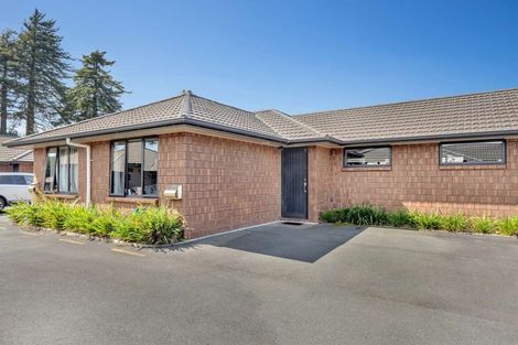 Photo of property in 4/108 Old Farm Road, Hamilton East, Hamilton, 3216
