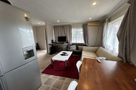 Photo of property in 13a Pamela Place, New Lynn, Auckland, 0600