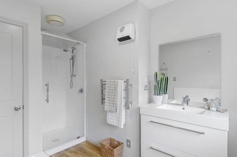 Photo of property in 22 Millcroft Place, Parklands, Christchurch, 8083