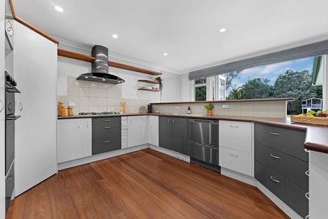 Photo of property in 66 Shelter Drive, Greenhithe, Auckland, 0632