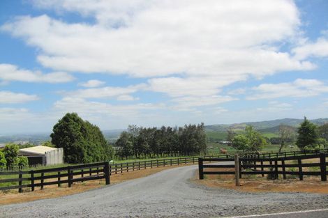 Photo of property in 115 Paparata Road, Bombay, 2675