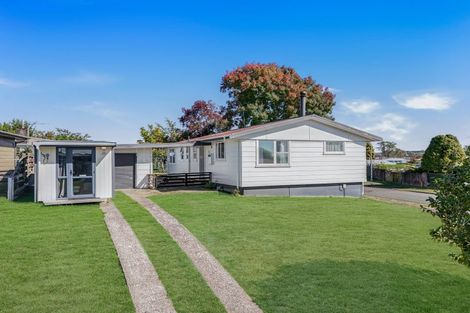 Photo of property in 11 Toroa Place, Tokoroa, 3420