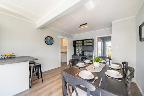 Photo of property in 20 Totara Park Road, Clouston Park, Upper Hutt, 5018