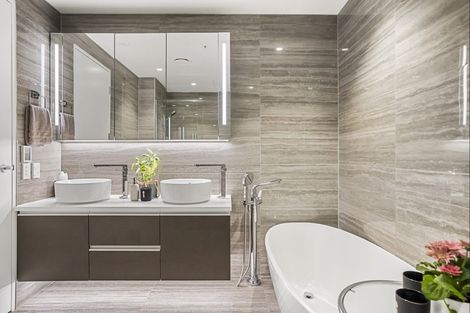 Photo of property in 203/585 Beach Road, Rothesay Bay, Auckland, 0630