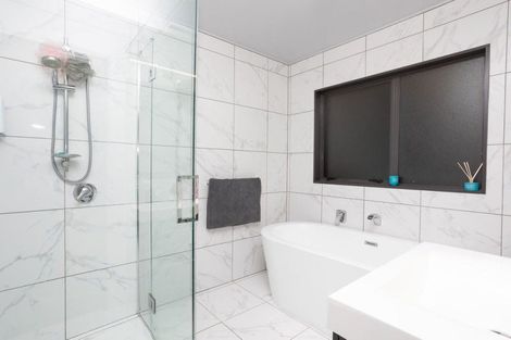 Photo of property in 77 Maunga Road, Dannevirke, 4976