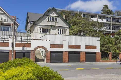 Photo of property in 25 Hawkestone Street, Thorndon, Wellington, 6011