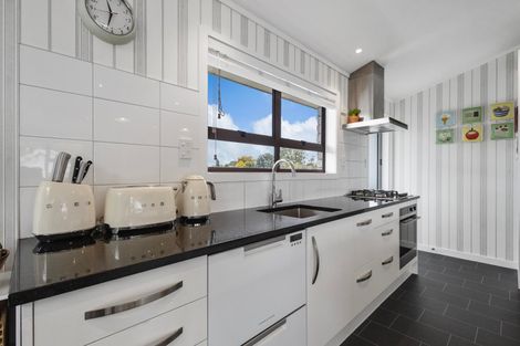 Photo of property in 115 Williams Street, Cambridge, 3434