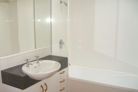 Photo of property in 32 Harrow Street, Phillipstown, Christchurch, 8011