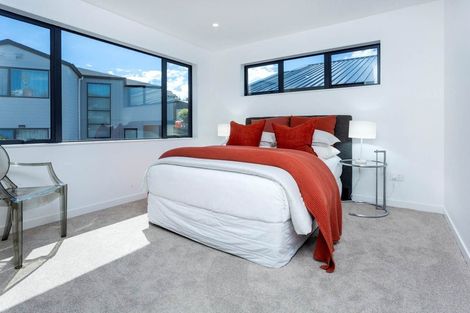 Photo of property in 3b Serrata Place, Browns Bay, Auckland, 0630