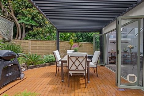 Photo of property in 3/14 Inga Road, Milford, Auckland, 0620