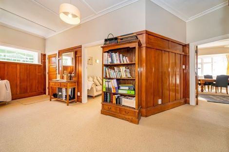 Photo of property in 6 Penrose Street, Woburn, Lower Hutt, 5010