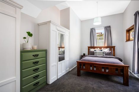 Photo of property in 29c North Terrace, Kelburn, Wellington, 6012