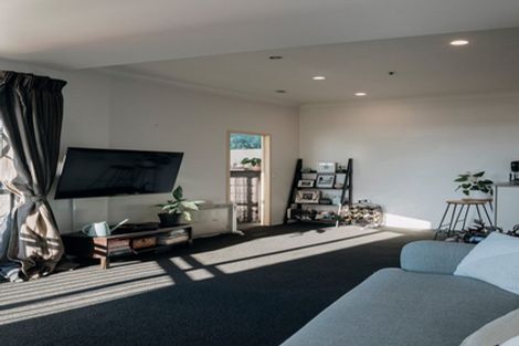 Photo of property in Terrace Garden Apartments, 13d/120 The Terrace, Wellington Central, Wellington, 6011