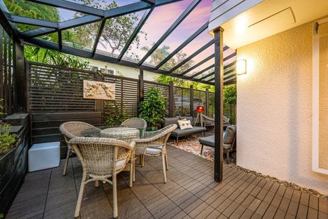 Photo of property in 1/2 Heathcote Road, Castor Bay, Auckland, 0620