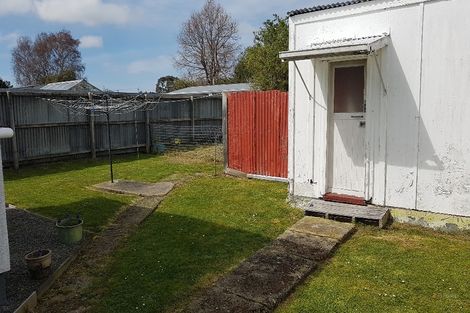 Photo of property in 28 Augustine Street, Waimate, 7924