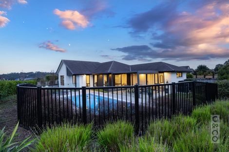 Photo of property in 19 Pohutukawa Parade, Riverhead, 0820