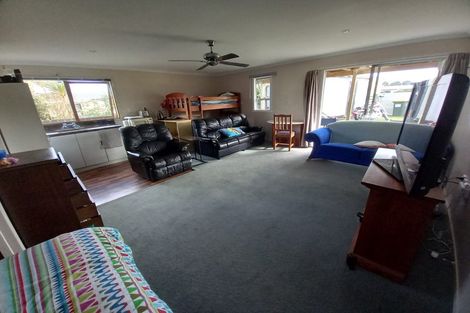 Photo of property in 4 Aranui Avenue, Waitarere Beach, Levin, 5510