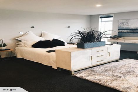 Photo of property in 2 Gazelle Lane, Redcliffs, Christchurch, 8081