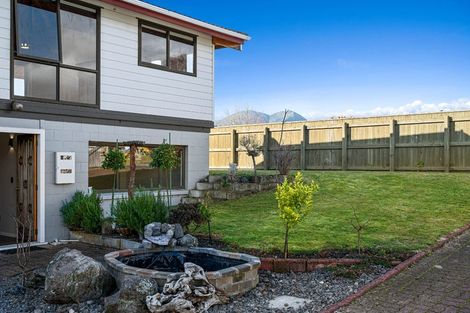 Photo of property in 33 Richmond Avenue, Richmond Heights, Taupo, 3330