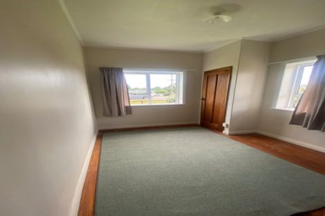 Photo of property in 57 East Street, Feilding, 4702