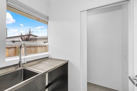 Photo of property in 90 Neill Street, Hornby, Christchurch, 8042