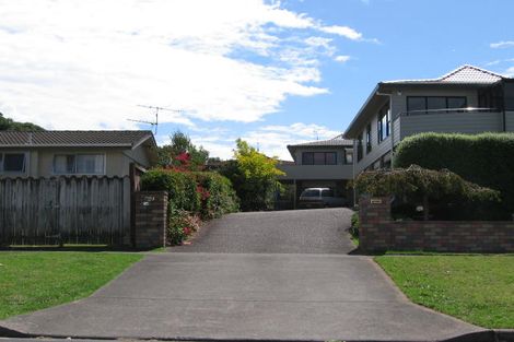 Photo of property in 1/2 Auld Street, Torbay, Auckland, 0630