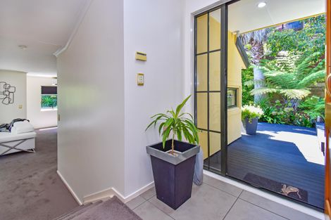 Photo of property in 1/36 Halver Road, Hillpark, Auckland, 2102