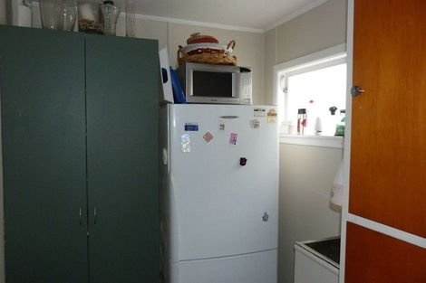 Photo of property in 99 Revans Street, Featherston, 5710