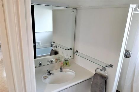 Photo of property in 1/38a Moore Street, Hillcrest, Auckland, 0627