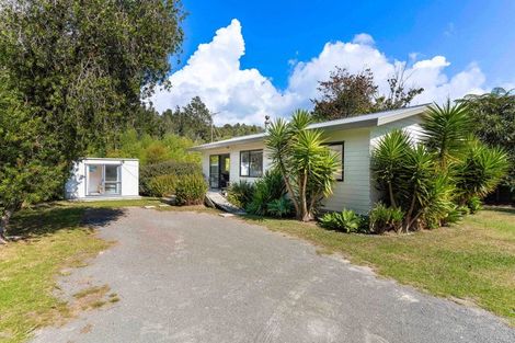 Photo of property in 112 Mckellar Place, Whangamata, 3620