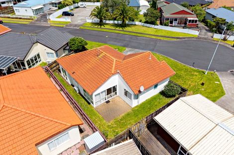 Photo of property in 1/5 Dana Place, Somerville, Auckland, 2014