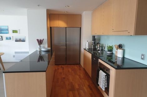 Photo of property in Sanctum Apartment, 10 Ebor Street, Te Aro, Wellington, 6011