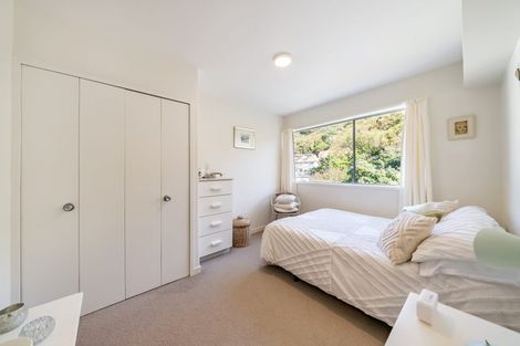 Photo of property in Grosvenor Flats, 19 Cottleville Terrace, Thorndon, Wellington, 6011